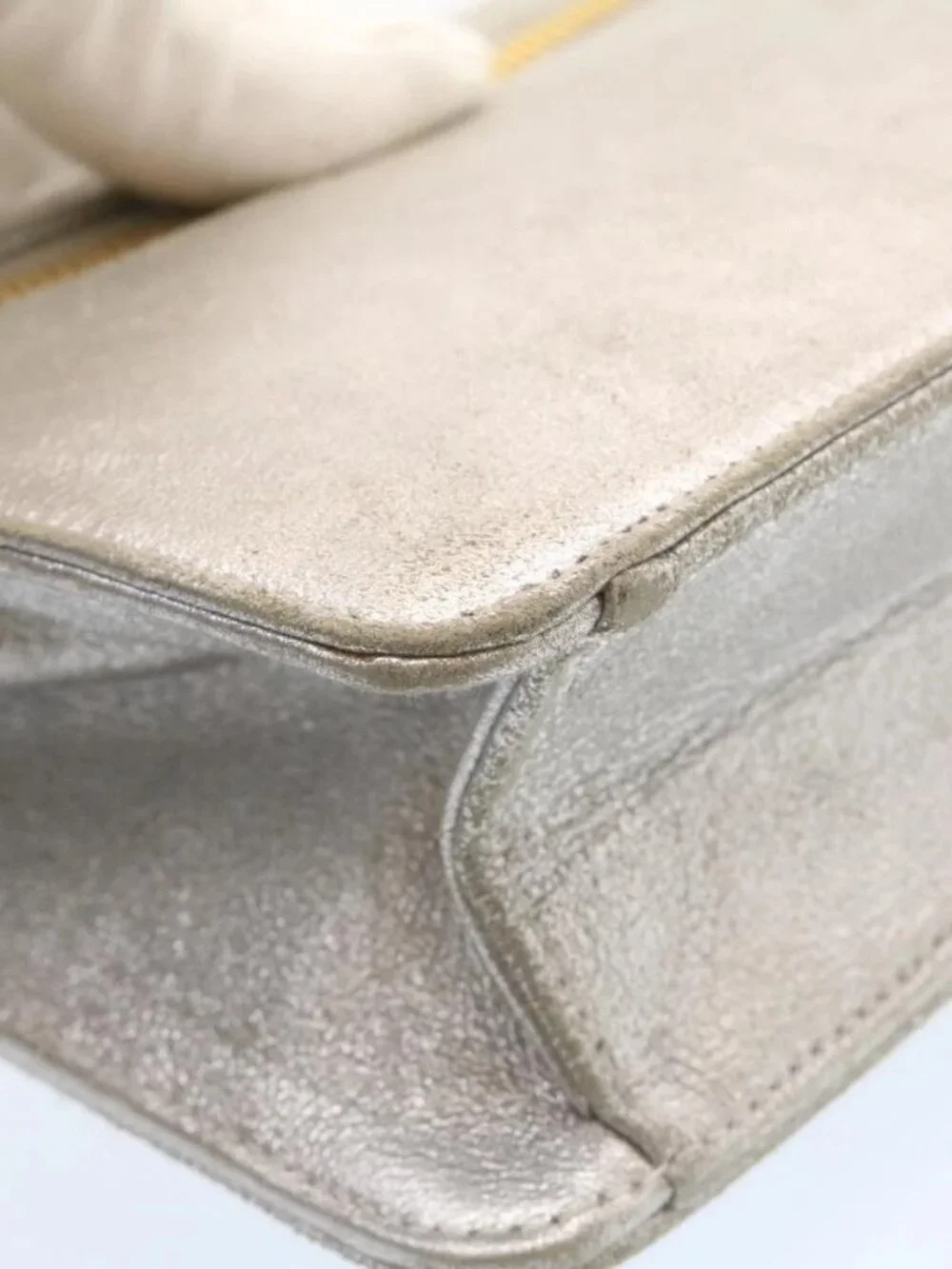CHANEL Clutch Bag Leather Silver CC Auth 26857A